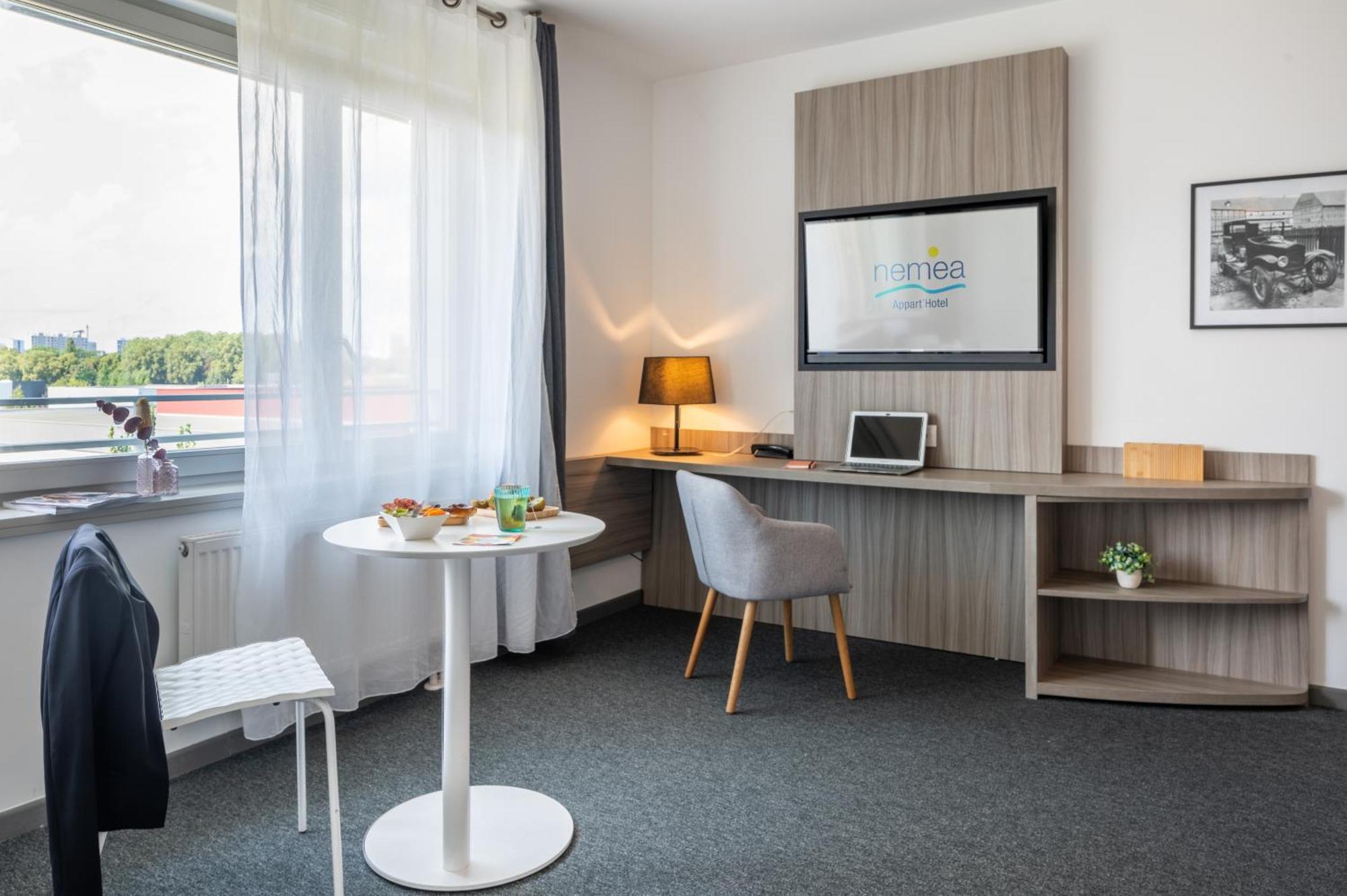 Nemea Appart Hotel Elypseo Strasbourg Port Екстер'єр фото