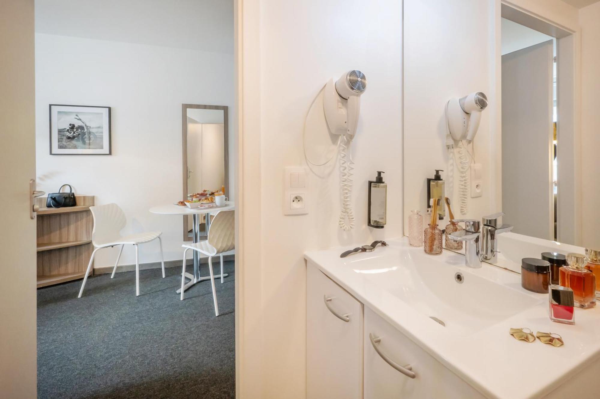 Nemea Appart Hotel Elypseo Strasbourg Port Екстер'єр фото